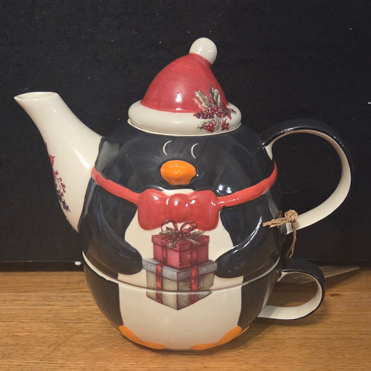 Tea for One Penguin Teapot and Cup