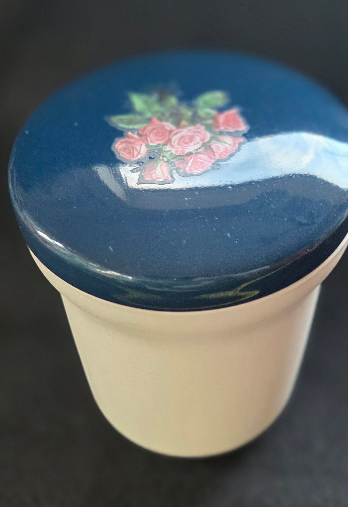 Small Ceramic Kitten Pot with Lid