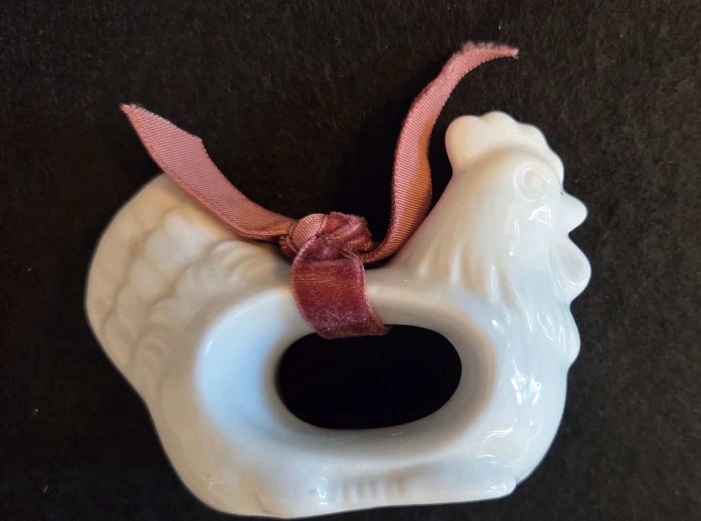 Set of 4 Vintage White Ceramic Chicken Napkin Rings