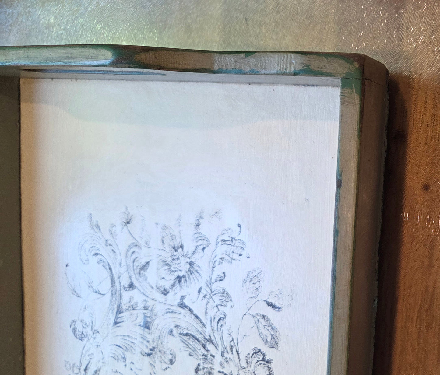 Vintage Wooden Vintage Tray - Green and White Winter design