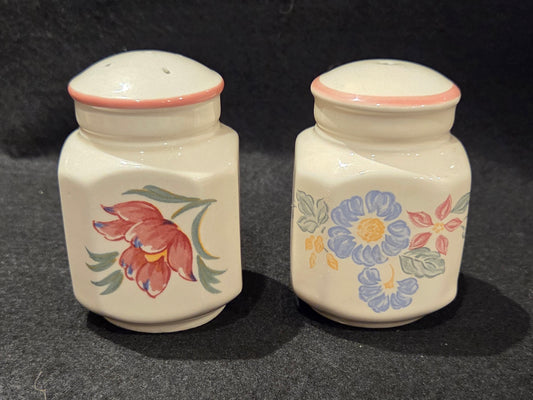 Vintage Floral Salt and Pepper Shakers