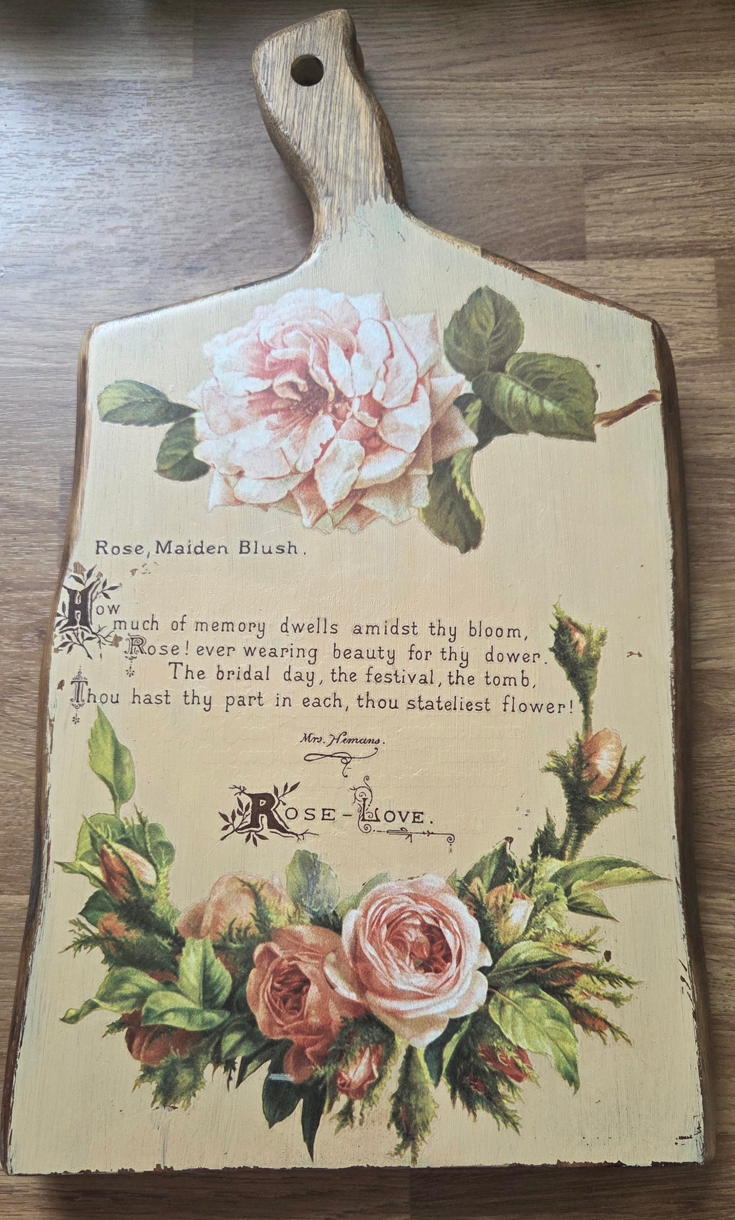 Beautiful and Practical Wooden Bread/Chopping Boards