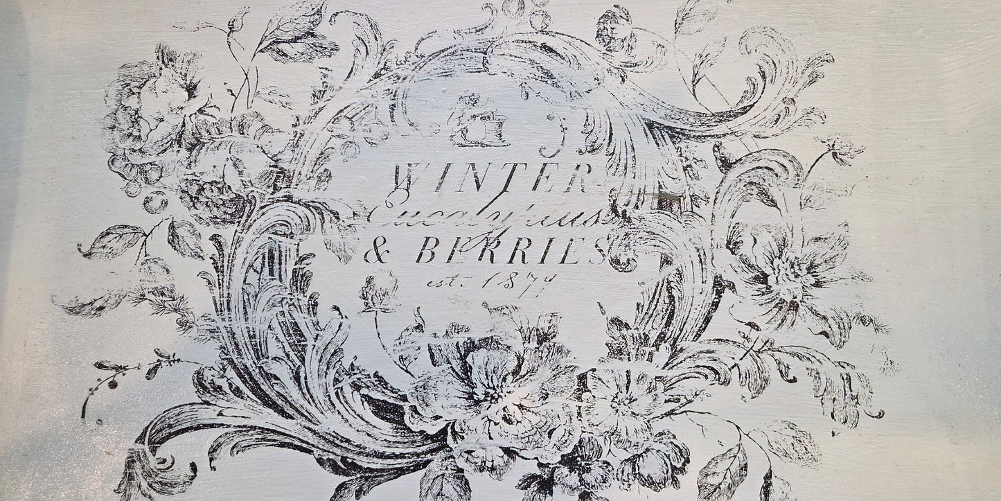 Vintage Wooden Vintage Tray - Green and White Winter design