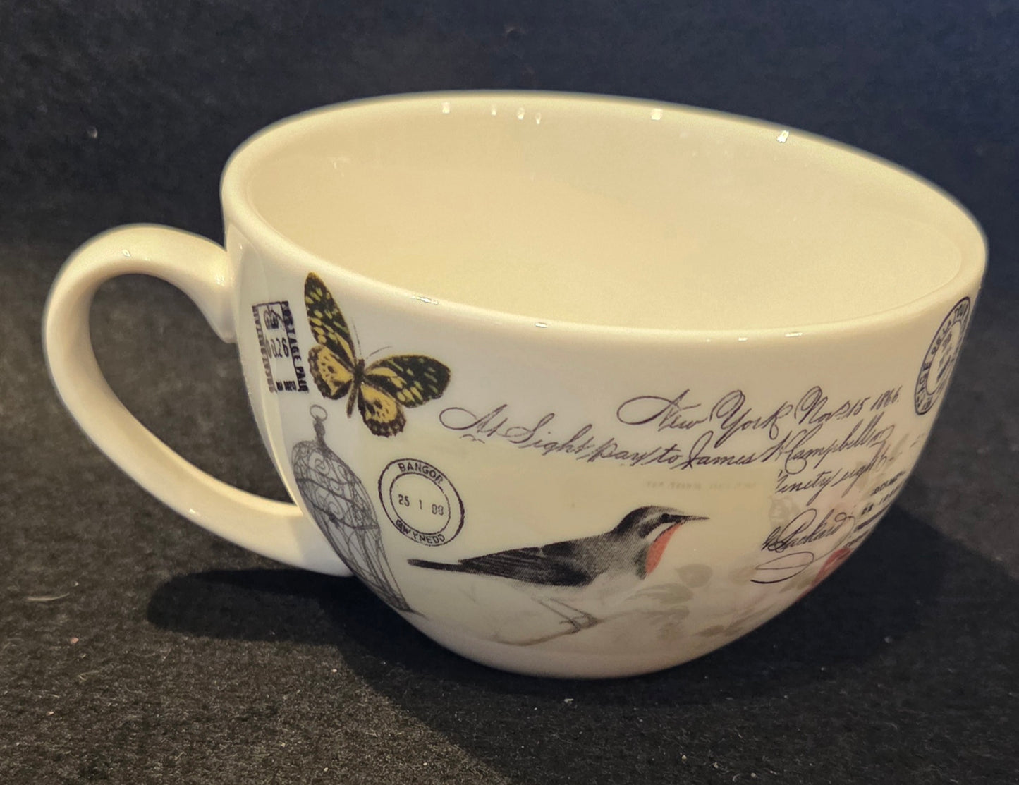 Set of 4 Vintage inspired Cups and Saucers by Creativetops