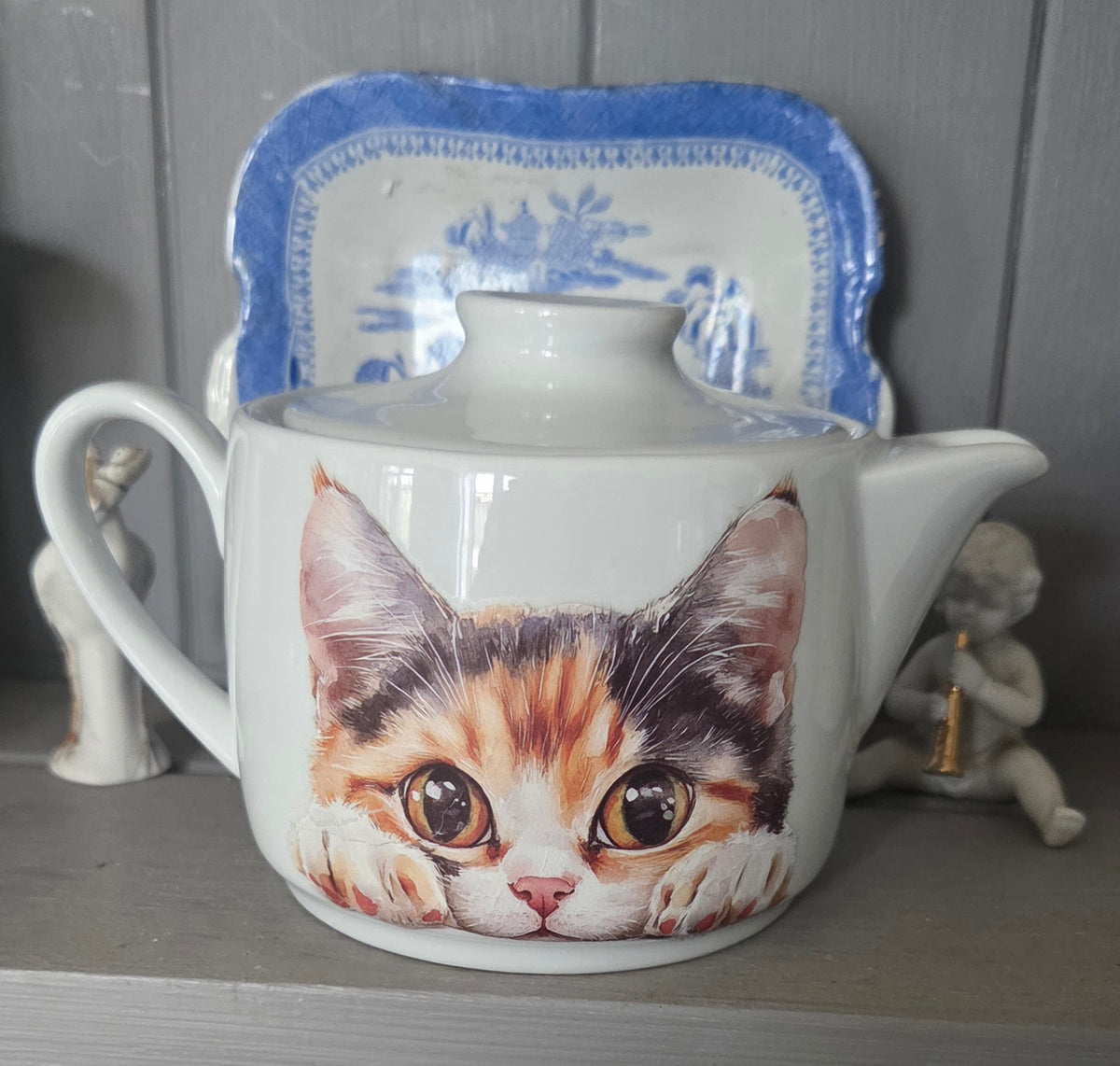 Tea for One Teapot Featuring Adorable Kittens