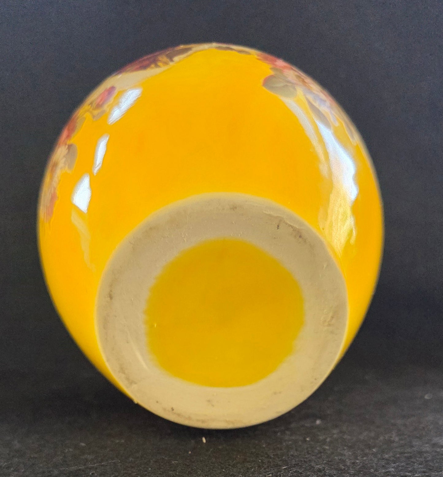 Lovely Spring Yellow Sugar Bowl. (Jug in same range also available seperately)