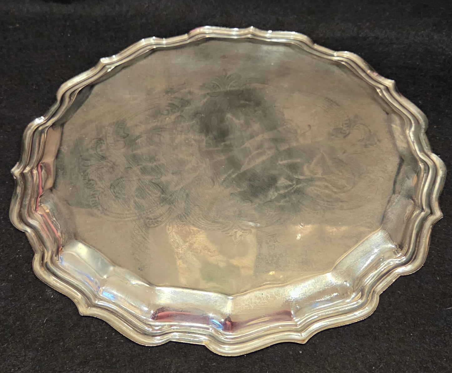 Delightful Bespoke Hand Decorated Rabbit Design Metal Tray - Pink