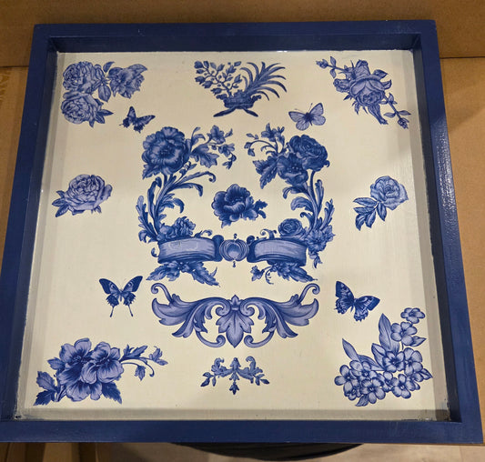 Blue and White Tray with Scallop Edge.