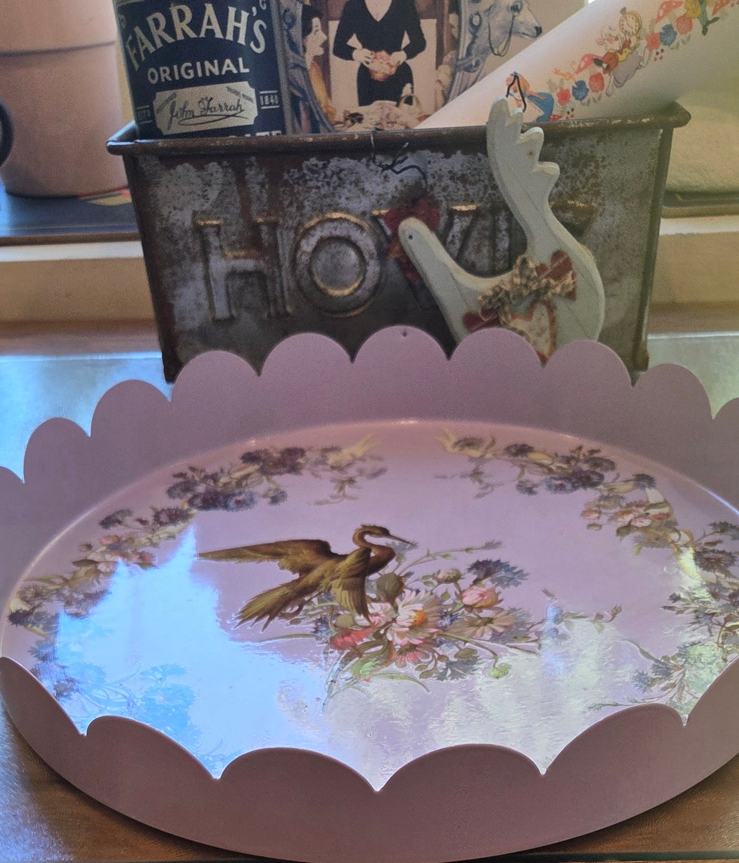 Large 30cm Bespoke Lilac Chinoiserie Style Scalloped-edge Tray